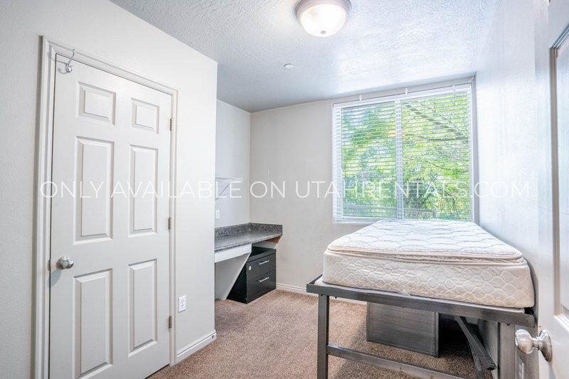 4 Private Rooms at Lanai property image