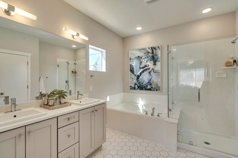 Stunning, Brand New 5-Bed Luxury Home – Open Concept Living! property image