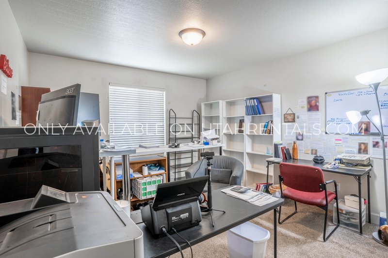 Beautiful Townhome in Saratoga Springs! property image