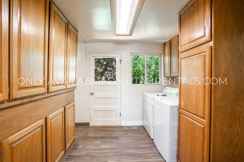 PET FRIENDLY MAPLETON HOME FOR RENT property image