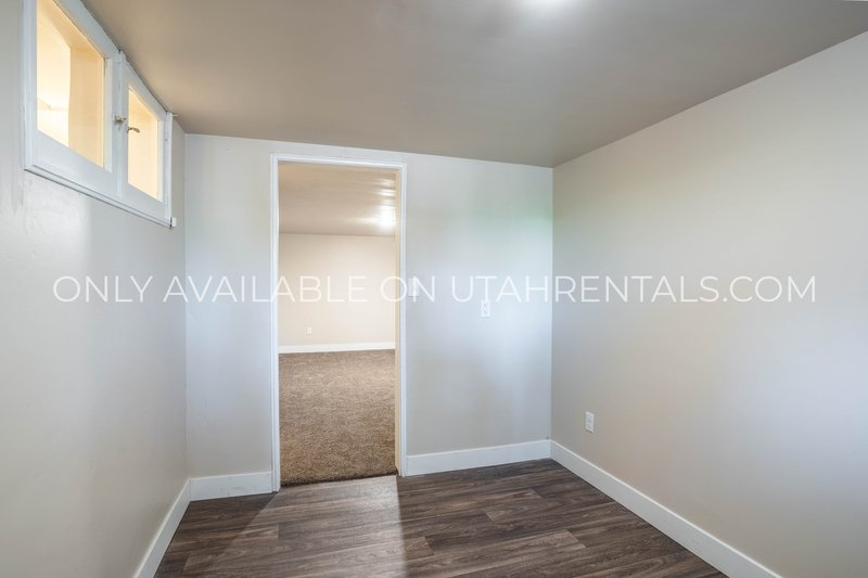 PET FRIENDLY MAPLETON HOME FOR RENT property image