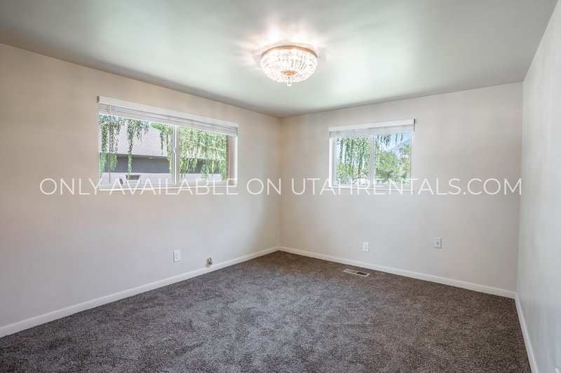 PET FRIENDLY MAPLETON HOME FOR RENT property image