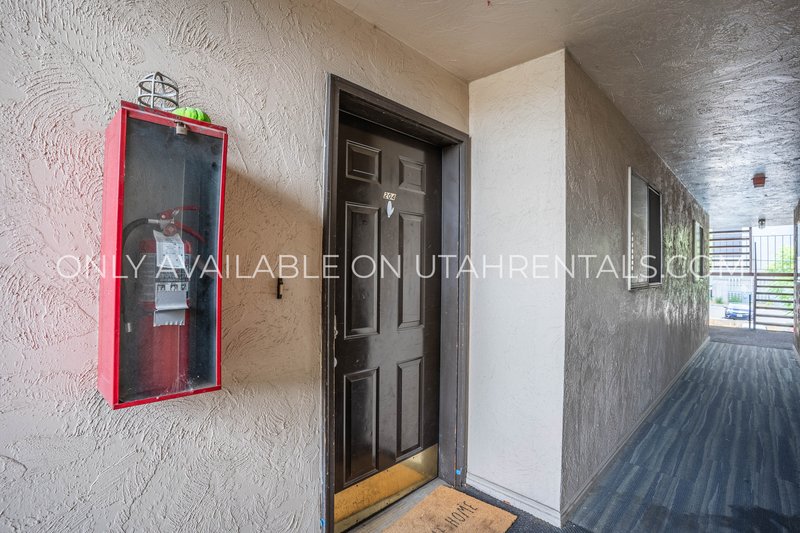 Shared Room at Stratford Court property image