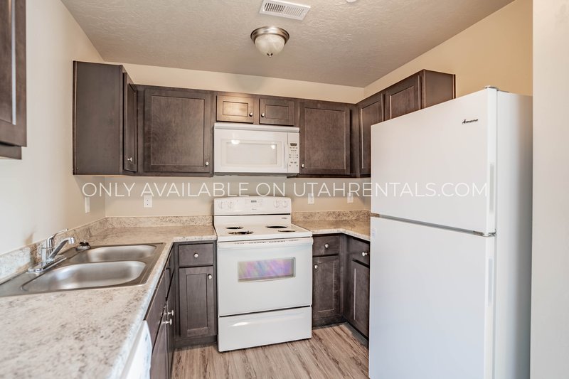 Beautiful 2 Bed 2 Bath Apartment property image