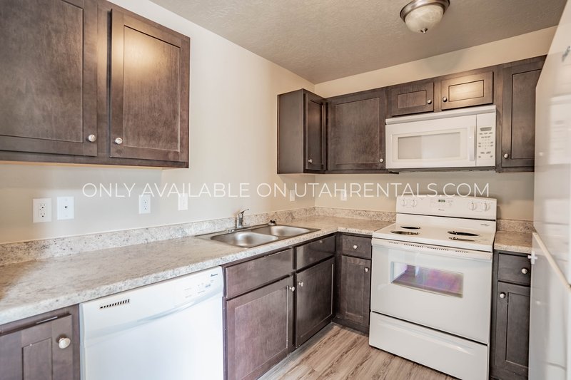 Beautiful 2 Bed 2 Bath Apartment property image