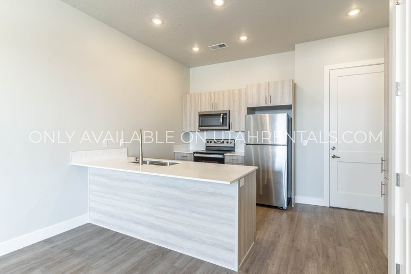 Brand New Studio Apartment at Canary! property image