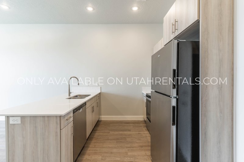 Brand New Studio Apartment at Canary! property image