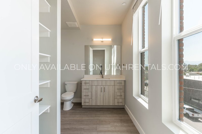 Brand New Studio Apartment at Canary! property image