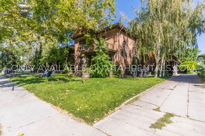 Charming 2-Bed, 1-Bath Unit in Historic Provo property image