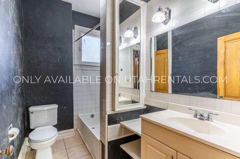 Charming 2-Bed, 1-Bath Unit in Historic Provo property image