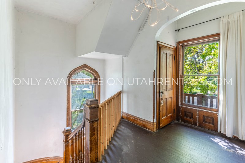 Charming 2-Bed, 1-Bath Unit in Historic Provo property image