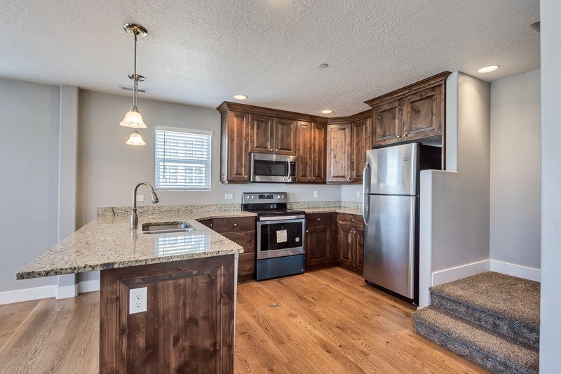 Upscale & Meticulously Maintained Mapleton Townhome property image
