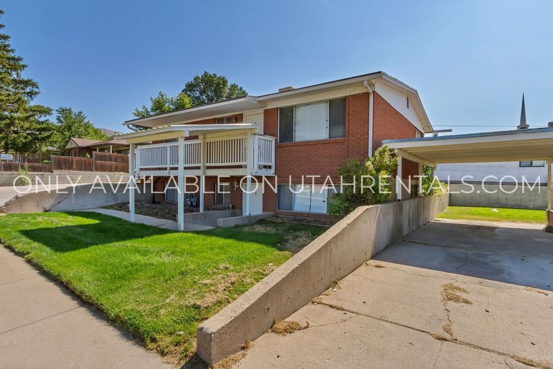 Beautiful 3 Bedroom 1 Bathroom Apartment property image