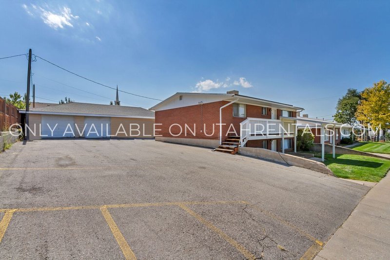 Beautiful 3 Bedroom 1 Bathroom Apartment property image