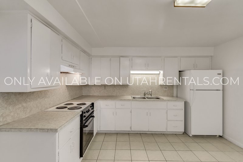 Beautiful 3 Bedroom 1 Bathroom Apartment property image