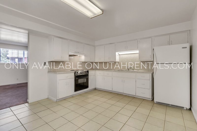 Beautiful 3 Bedroom 1 Bathroom Apartment property image