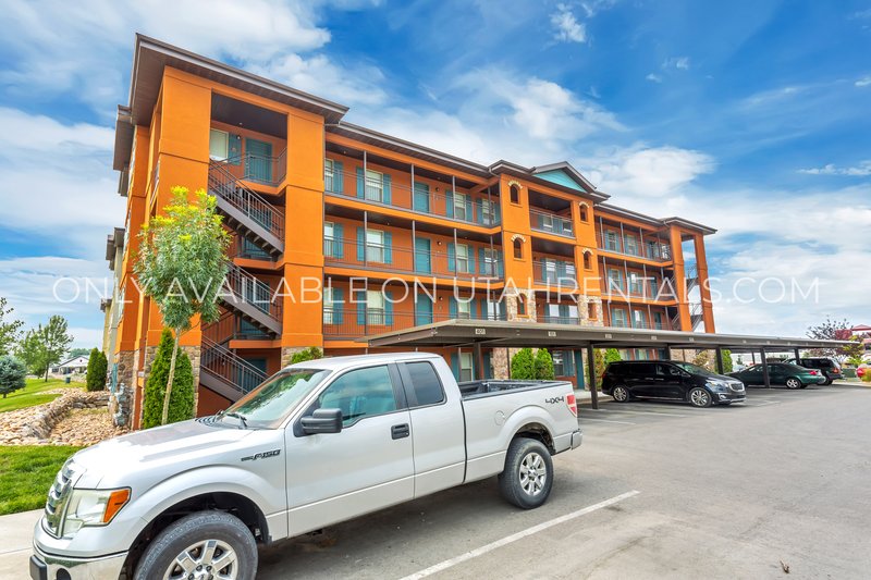 Modern Condo In Orem property image