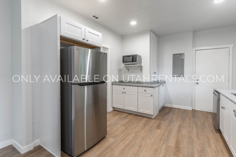 3-Bedroom, 2-Bathroom Home – Prime Provo Location! property image