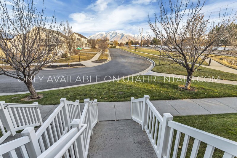 Beautiful South Jordan Townhome property image