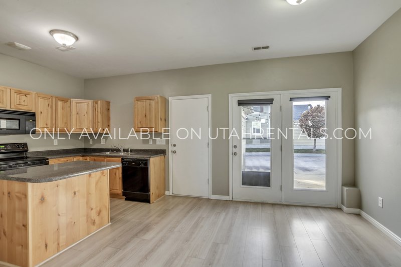 Beautiful South Jordan Townhome property image