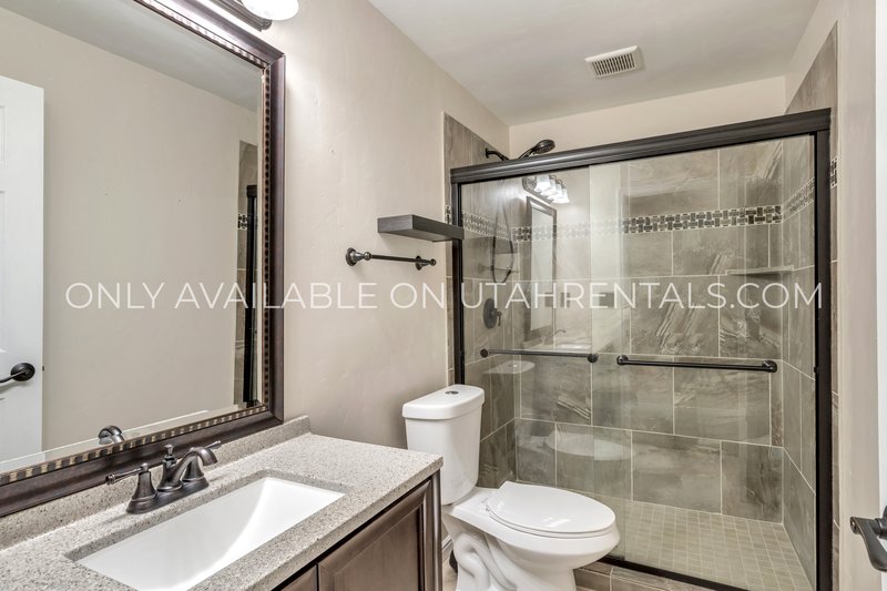 Beautiful South Jordan Townhome property image