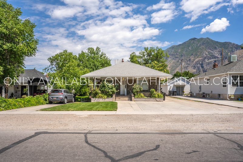 Cute 1 bed, 1 bath apartment in Springville! property image