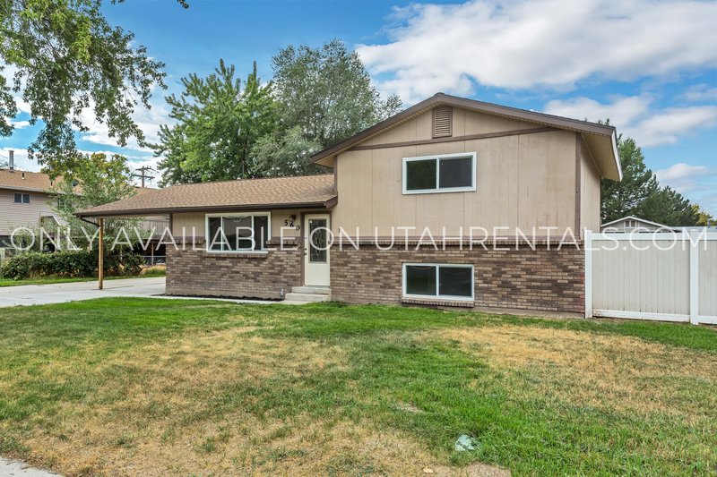 Charming & Spacious 4-Bed Home in South Orem! property image