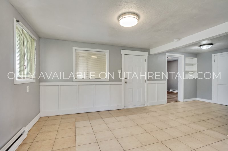 Pet Friendly Upstairs Unit For Rent property image