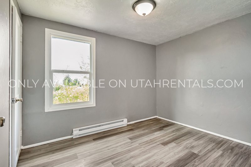 Pet Friendly Upstairs Unit For Rent property image