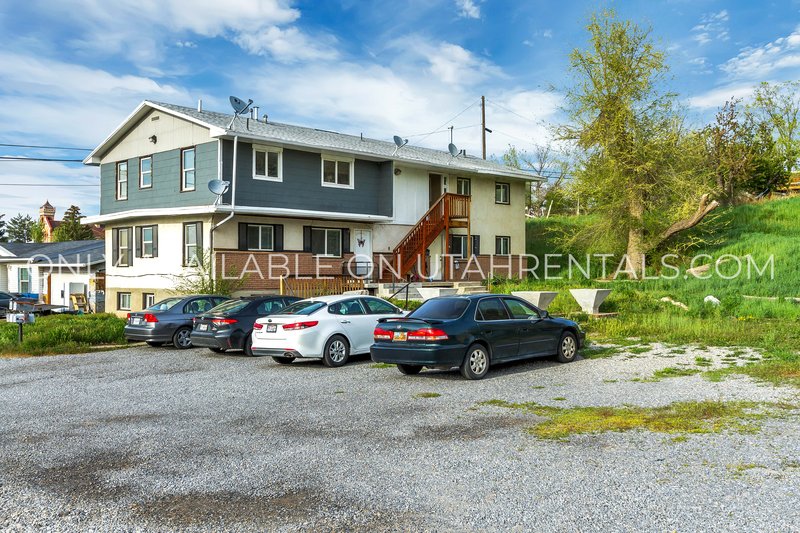 Pet Friendly Upstairs Unit For Rent property image