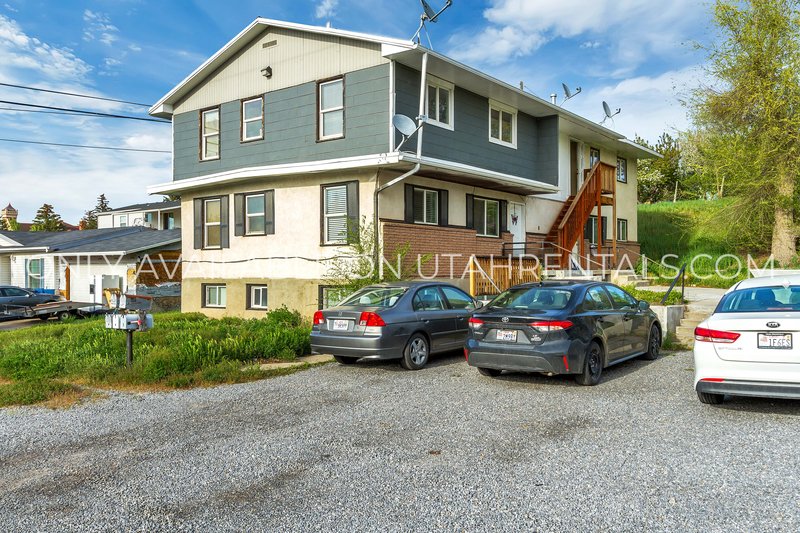 Pet Friendly Upstairs Unit For Rent property image