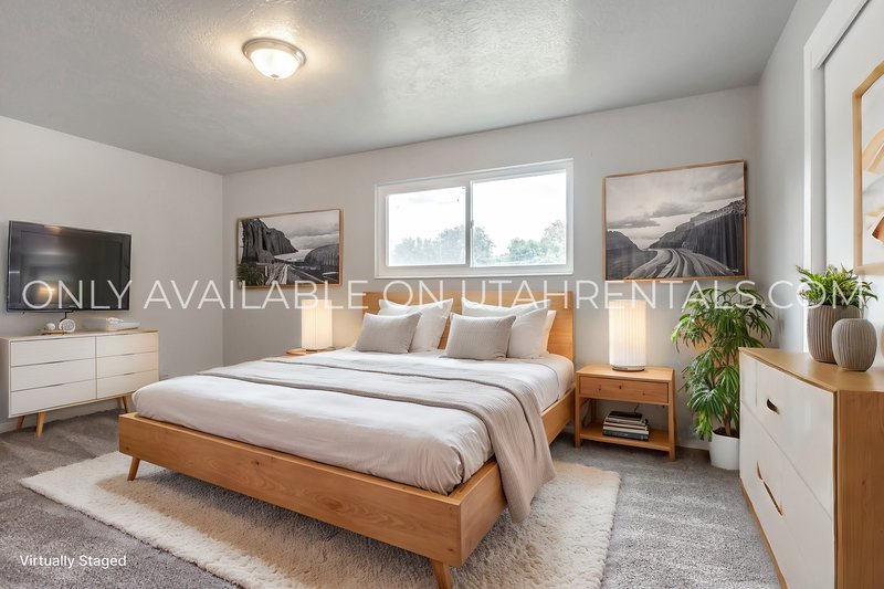 Charming & Spacious 4-Bed Home in South Orem! property image