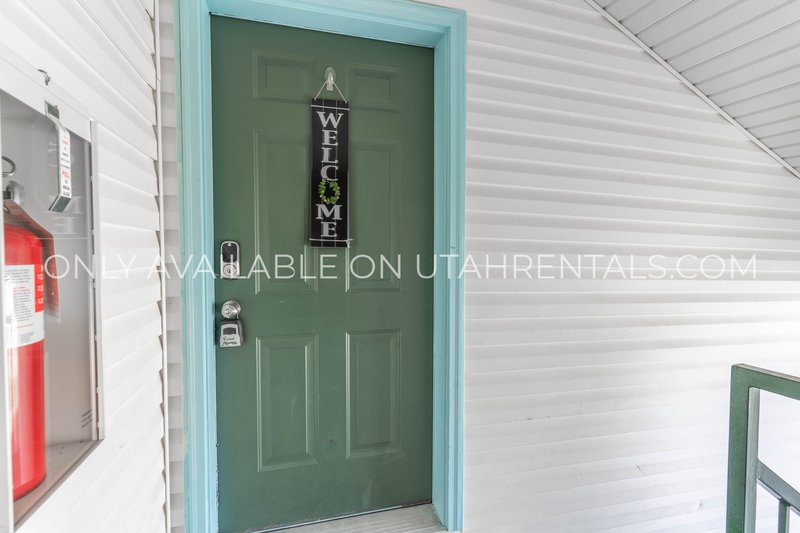 Charming 3-bed Condo in Copper Creek! property image