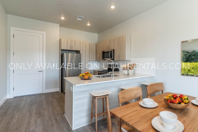 Awesome One-Bedroom apartment at the Canary! property image