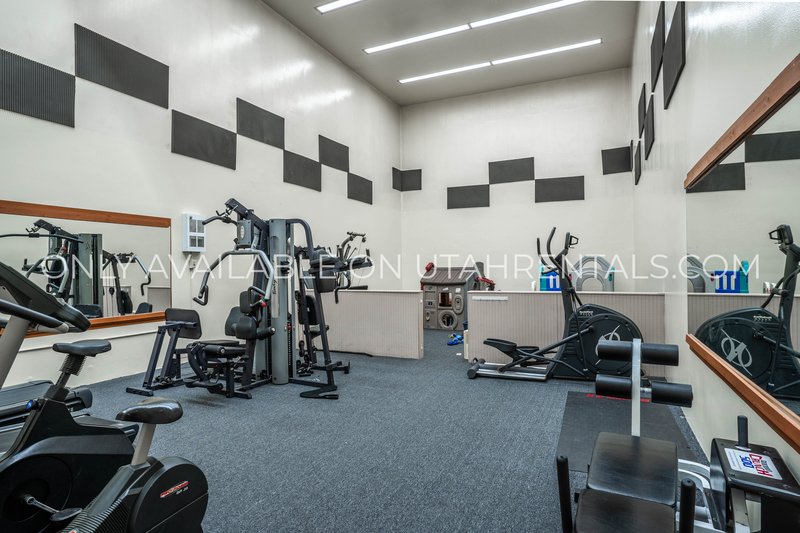 Charming 2-bedroom, 1.5-bathroom condominium in provo property image