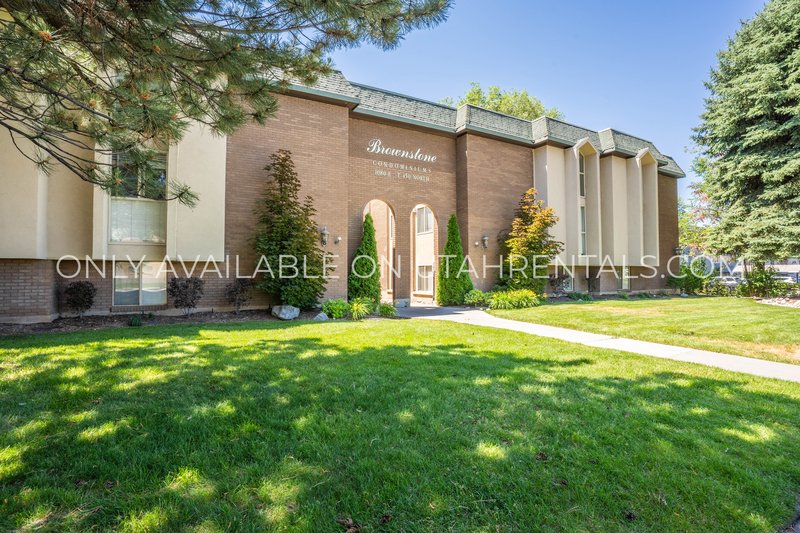 4 Shared Spots at Brownstone property image