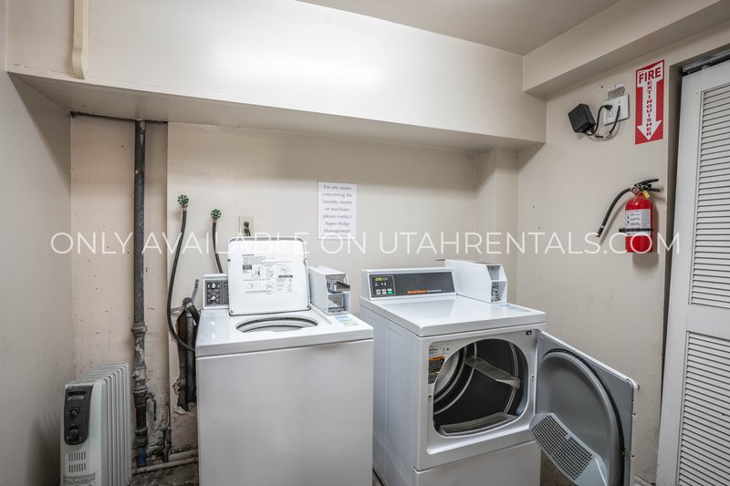 4 Shared Spots at Brownstone property image