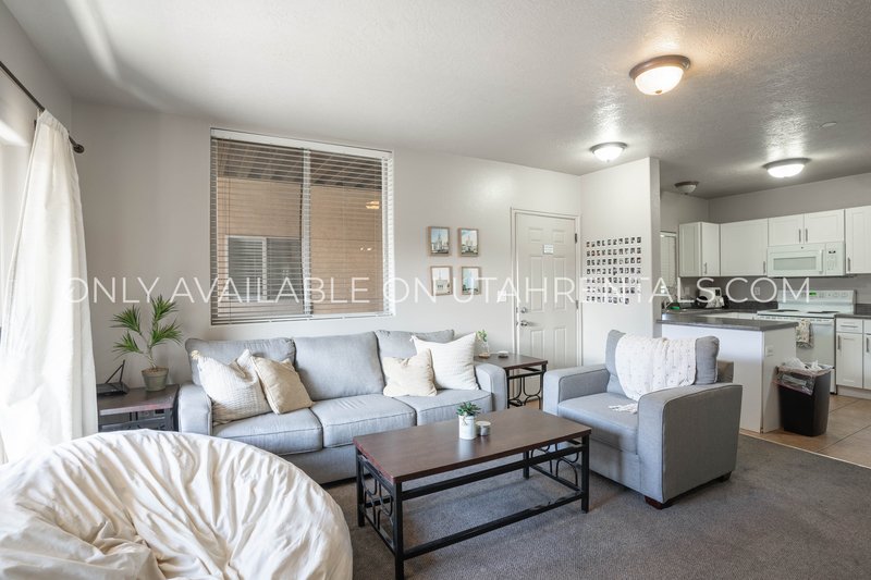 1 Private Room Available at Lanai C3 property image