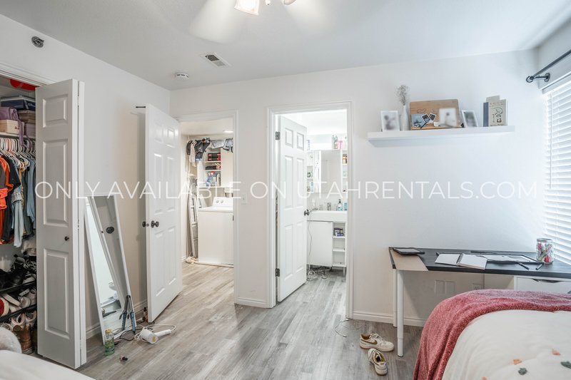 Shared Bedroom - Available Now!! property image