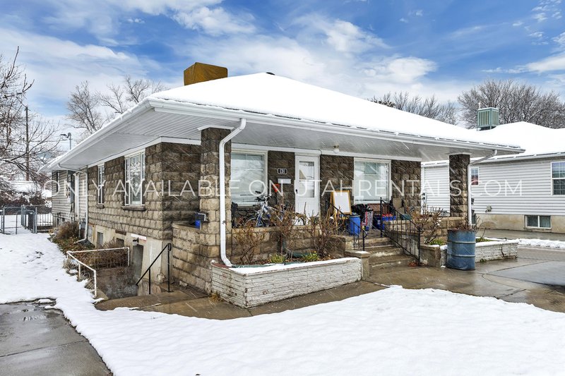 Nice Large Basement unit in Springville property image