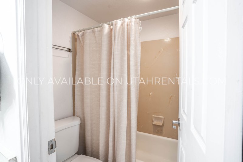 Private Master Bedroom with Walk-In Closet and Private Bathroom at Stonebridge property image