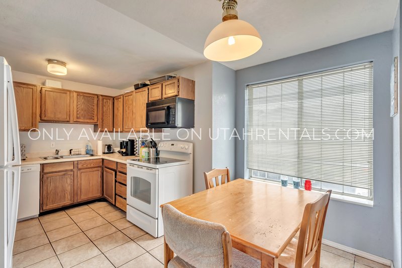 Four Private Bedrooms Available Fall 2026 at Old Mill! property image