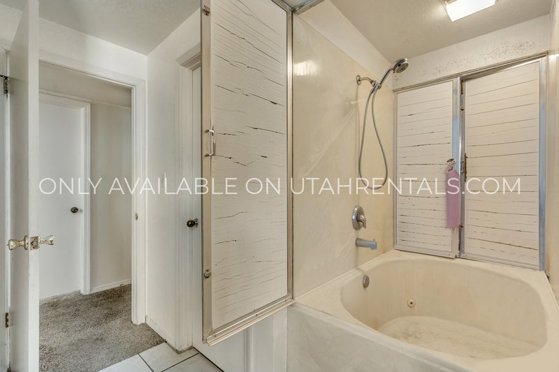 Four Private Bedrooms Available Fall 2026 at Old Mill! property image