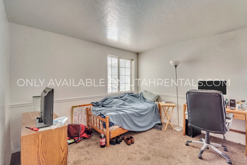 Four Private Bedrooms Available Fall 2026 at Old Mill! property image