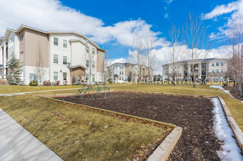 Beautiful 3 bed Heber Condo in The Ranches! property image