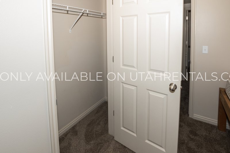 Private Room at Lanai K3 property image