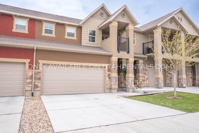 Beautiful Saratoga Springs Townhome property image