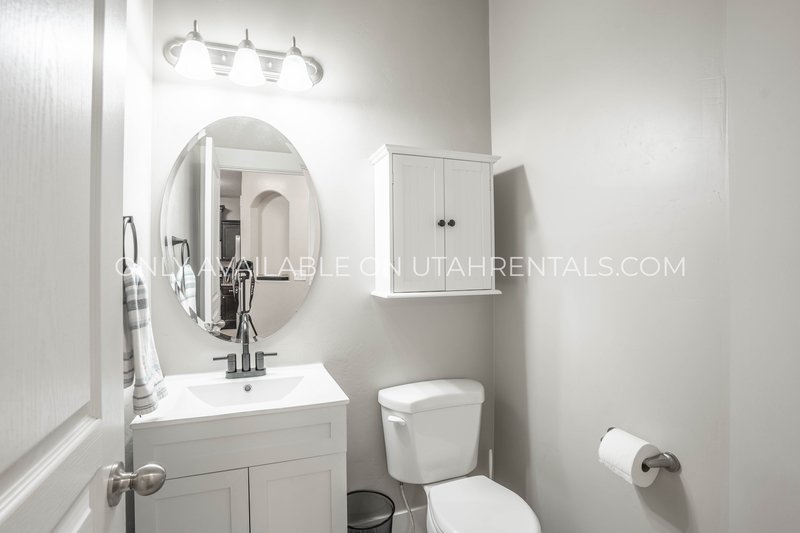 Beautiful Saratoga Springs Townhome property image