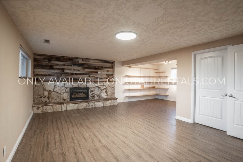 Beautiful Vintage Home in Springville property image
