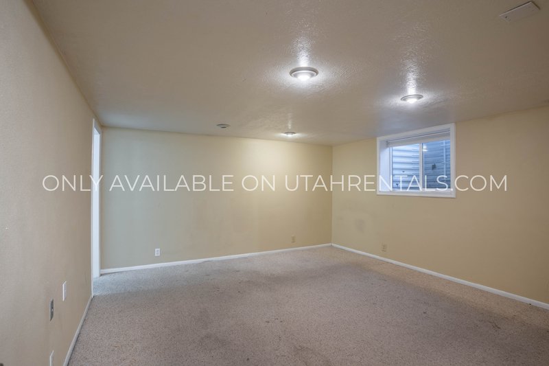 Beautiful Vintage Home in Springville property image